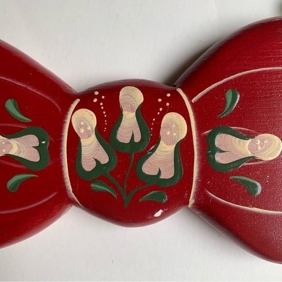 Red Merry Christmas Hanging Wood Sign Wall Plaque Ribbon Bow Hand Painted 24” - Picture 15 of 16